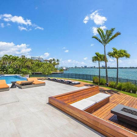 Indulge In Luxury Your Tranquil Resort Mansion Awaits In Vibrant Miami ノース・マイアミ エクステリア 写真